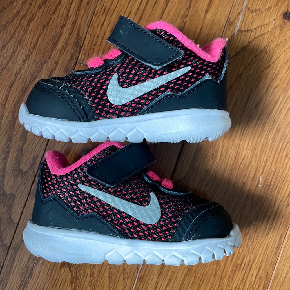 Baby girl size 2 black and pink Nike sneakers